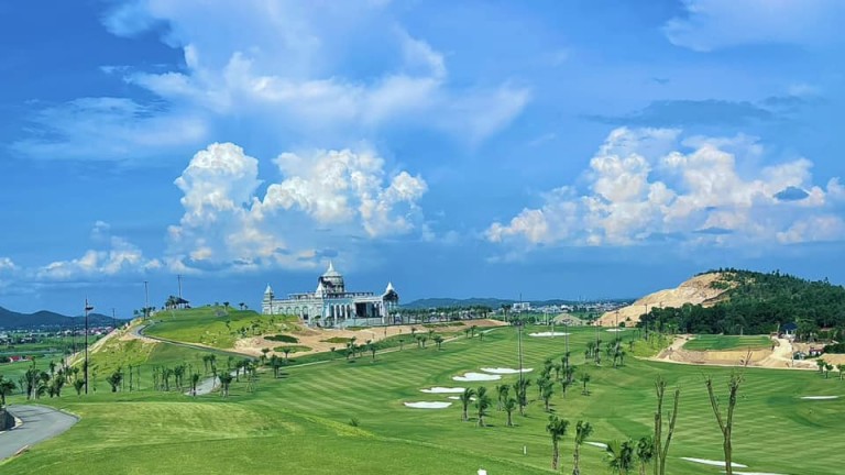 STONE HIGHLAND GOLF&RESORT - VIỆT YÊN ?>