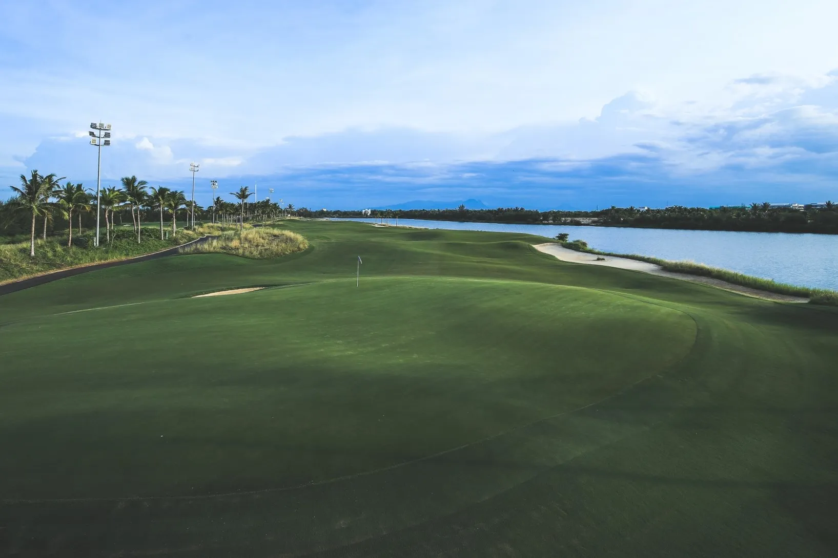 BRG Legend Đà Nẵng Golf Resort