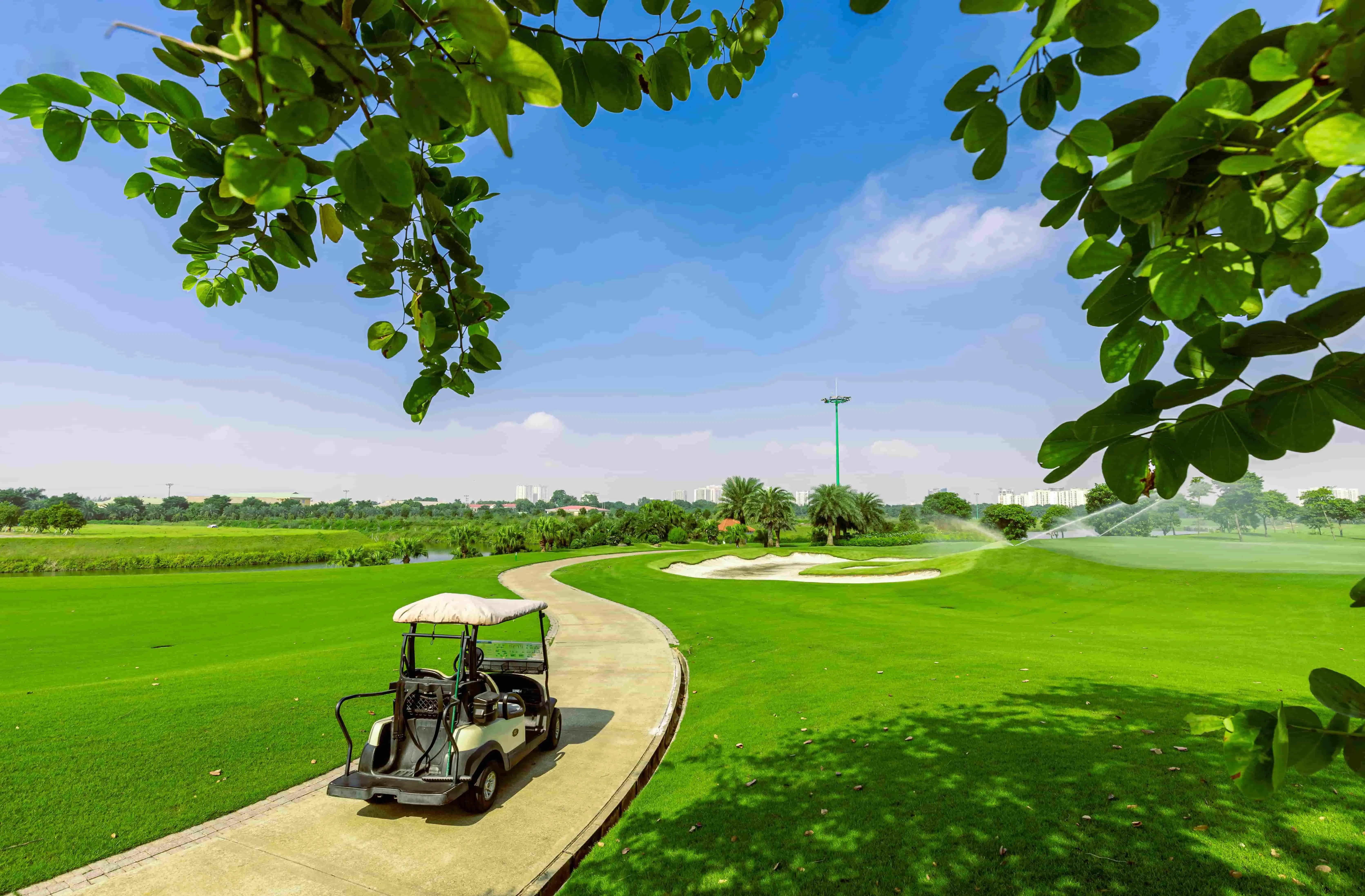 Long Biên Golf Course