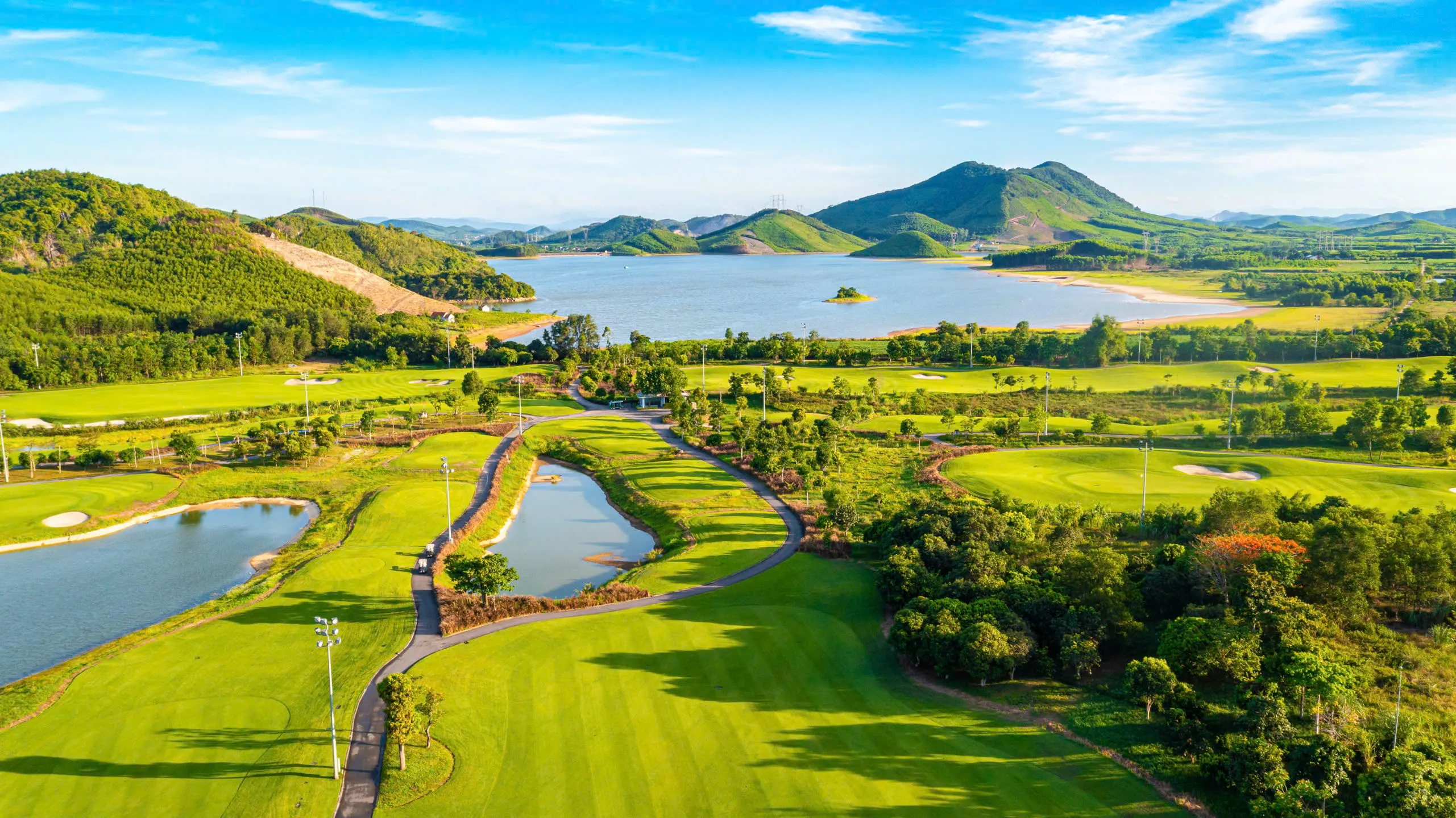Mường Thanh Diễn Lâm Golf