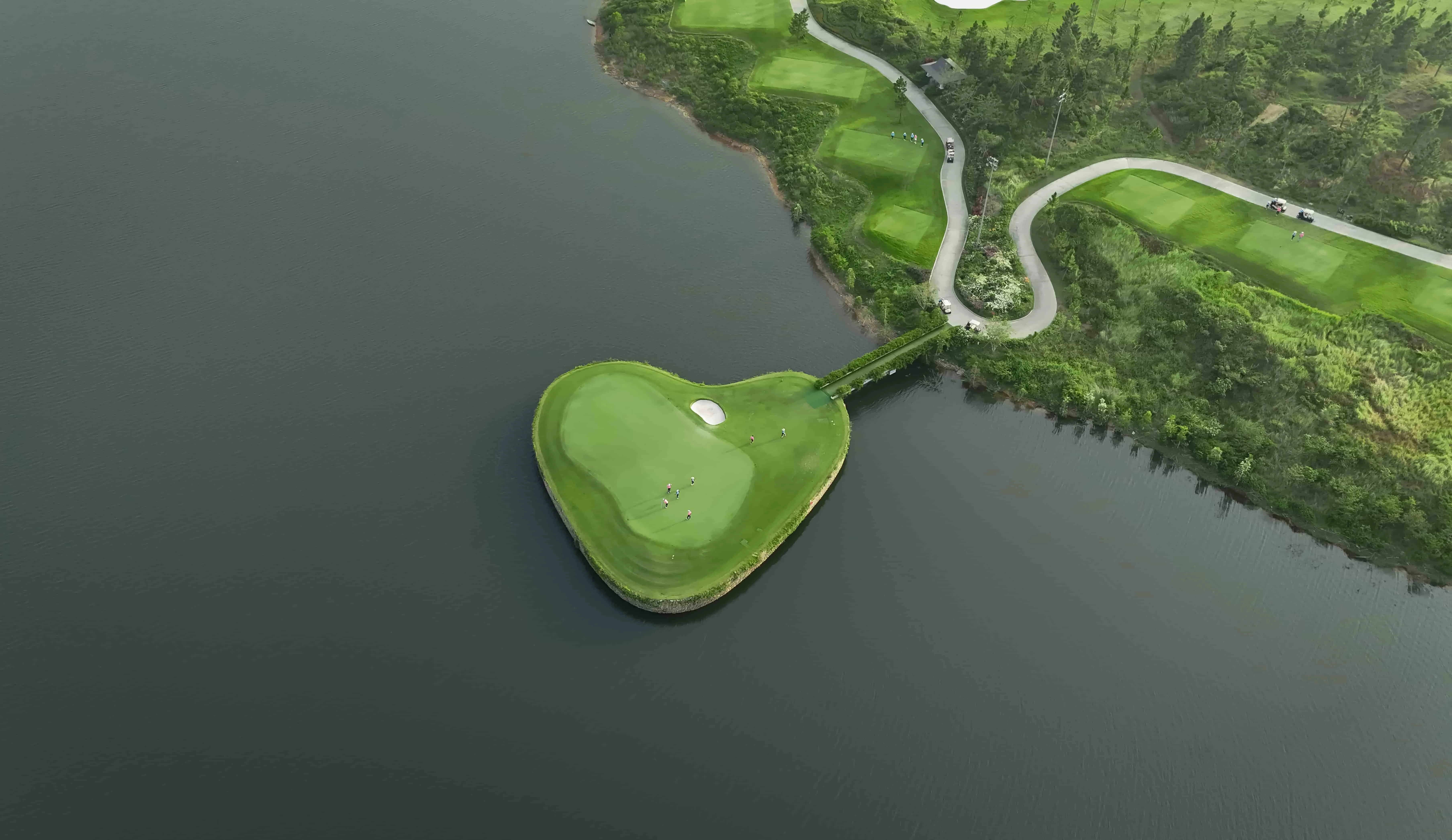 Thanh Lanh Valley Golf & Resort