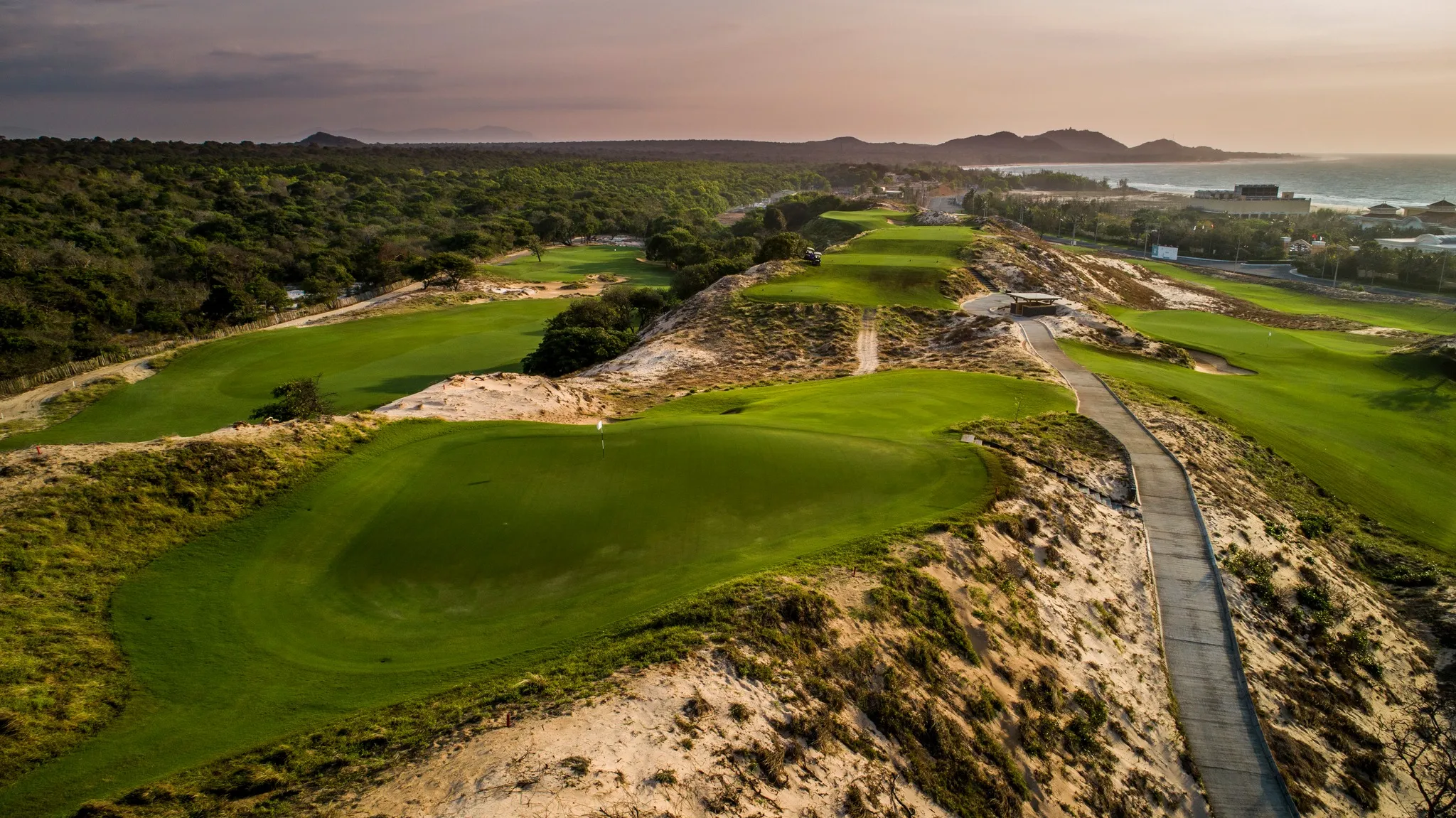 The Bluff Grand Ho Tram