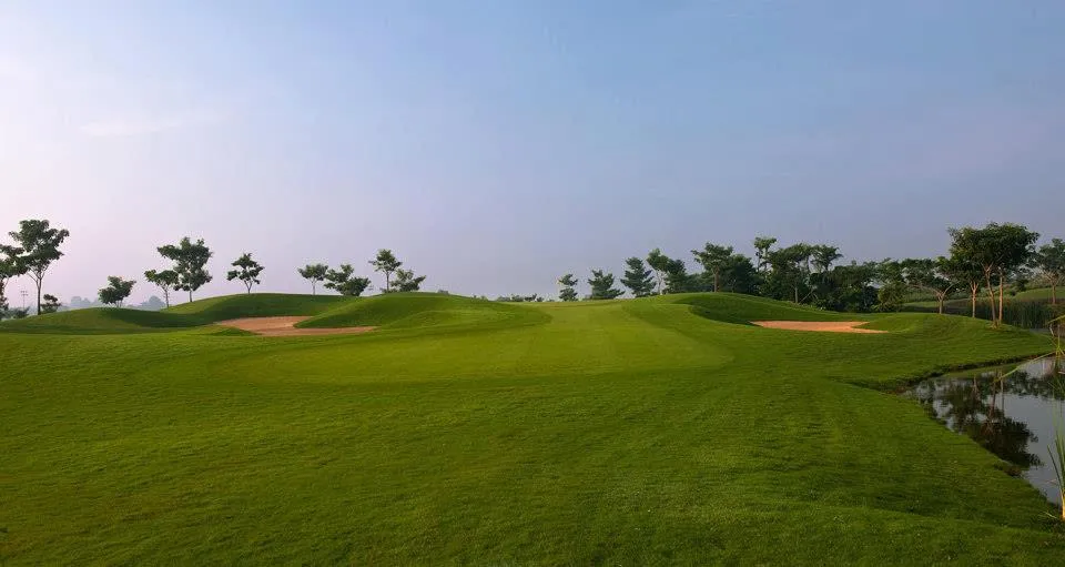 Twin Doves Golf Club