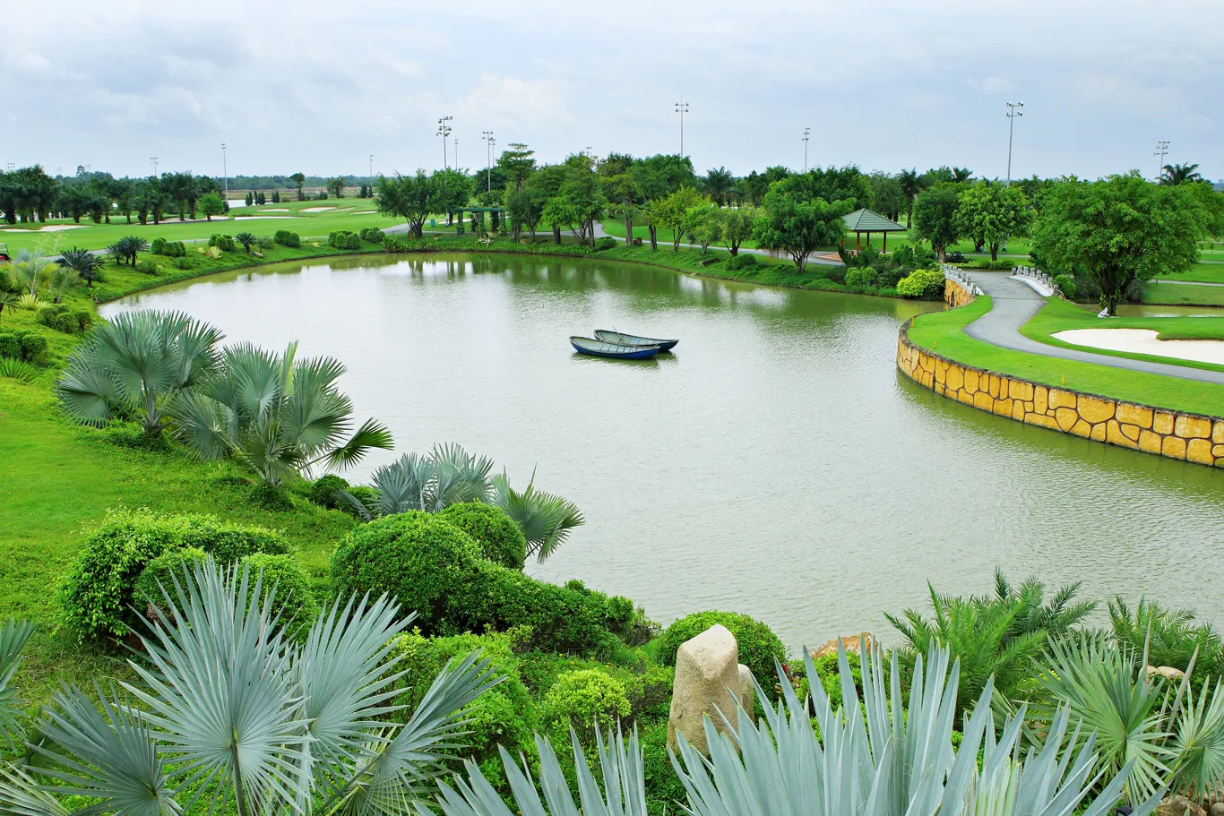 Tour Golf 3 Miền Việt Nam 14 Ngày 13 Đêm